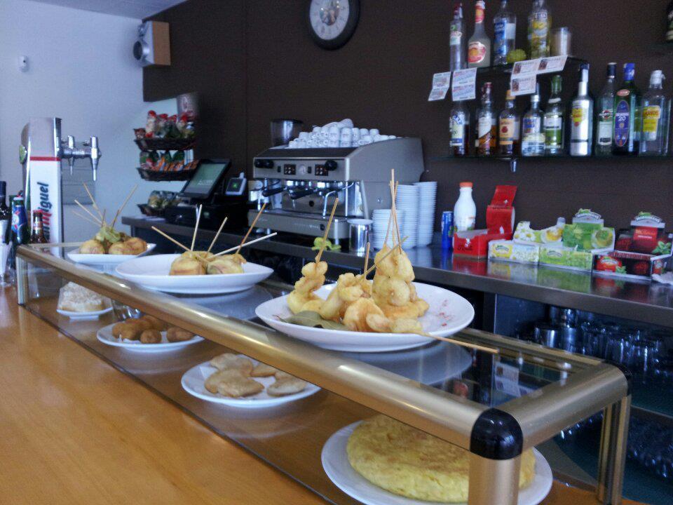 Hotel El Comendador Anon Ngoại thất bức ảnh